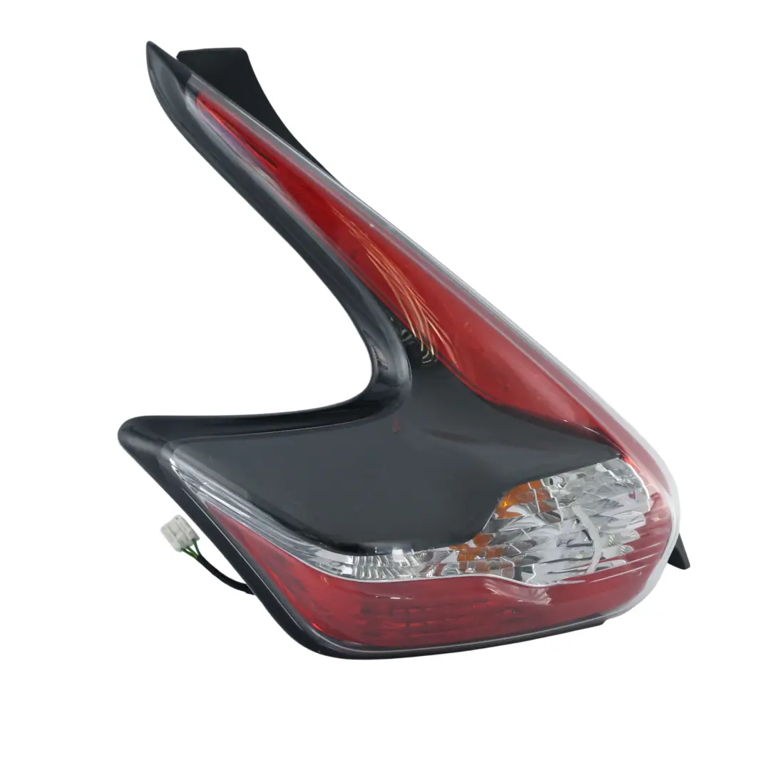 Nissan Juke F15 Mk1 Lampa Tylna Zewnętrzna LED Lewa - SKU L90049815 - Numer Części L90049815