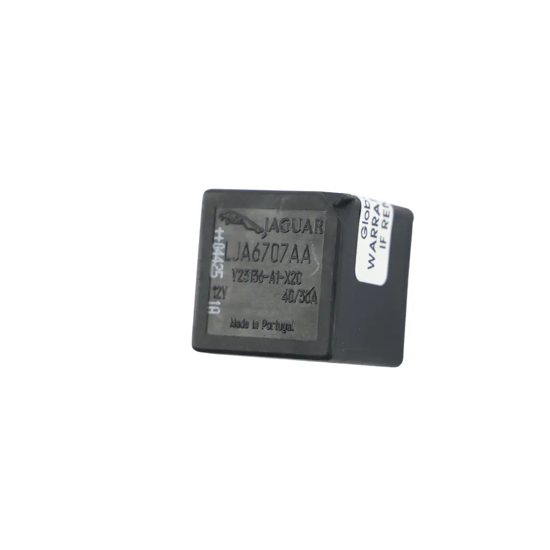 Jaguar XK8 X100 Noir 5 Broches Module Relais Fusibles - SKU LJA6707AA - Numéro de pièce LJA6707AA