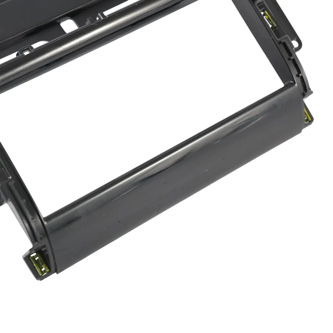 Embellecedor Marco Pantalla Panel para Land Rover Discovery Sport L550 con número de pieza LK72-047A04-A Land Rover Discovery Sport L550 Embellecedor Marco Pantalla Panel - SKU LK72-047A04-A - Número de pieza LK72-047A04-A