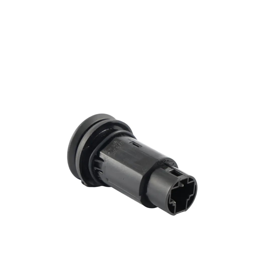Puerto USB Toma Salida Tapa para Land Rover Discovery Sport L550 con número de pieza LK72-19010-AB Land Rover Discovery Sport L550 Puerto USB Toma Salida Tapa - SKU LK72-19010-AB - Número de pieza LK72-19010-AB