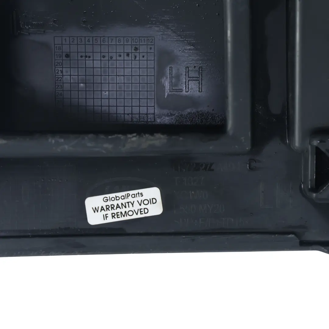 Listwa Drzwi Tylna Lewa Gruntowana do Land Rover Discovery Sport L550 o numerze LK72-274A49-BC Land Rover Discovery Sport L550 Listwa Drzwi Tylna Lewa Gruntowana - SKU LK72-274A49-BC - Numer Części LK72-274A49-BC