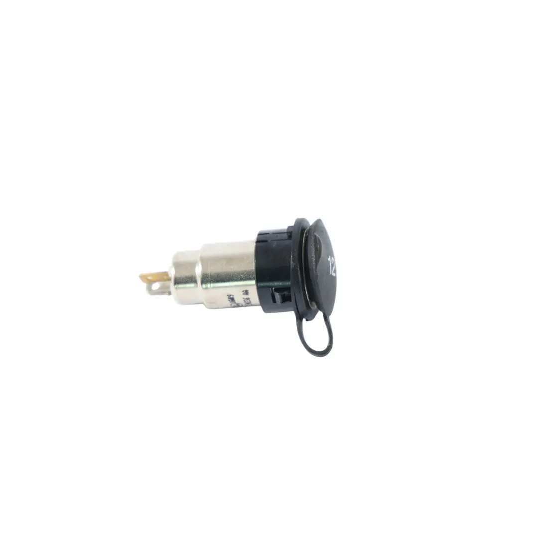 AUX USB Lighter Power Outlet Socket 12V 1S7T-19N236-AA to Range Rover Evoque L538 with Part number LR007412 Range Rover Evoque L538 AUX USB Lighter Power Outlet Socket 12V 1S7T-19N236-AA - SKU LR007412 - Part number LR007412