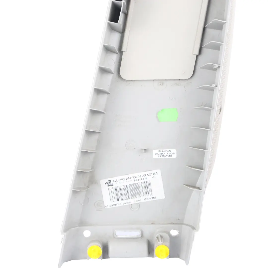 Osłona Słupka B Wewnętrzna Lewa Szara do Land Rover Discovery 4 L319 o numerze LR013146 Land Rover Discovery 4 L319 Osłona Słupka B Wewnętrzna Lewa Szara - SKU LR013146 - Numer Części LR013146