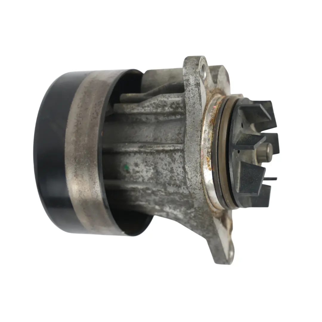 Range Rover Sport L494 Support Pompe à Eau Refroidissement 4R80-9509-AC - SKU LR013164-1 - Numéro de pièce LR013164