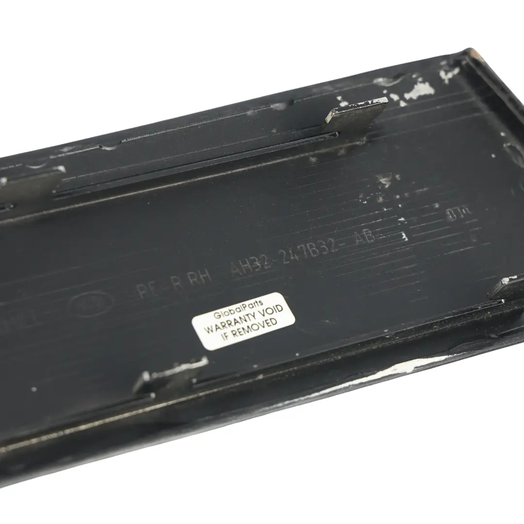 Land Rover Range Rover Sport L320 Moldura Maneta Puerta Trasera Derecha AH32-247 - SKU LR014651-1 - Número de pieza LR014651