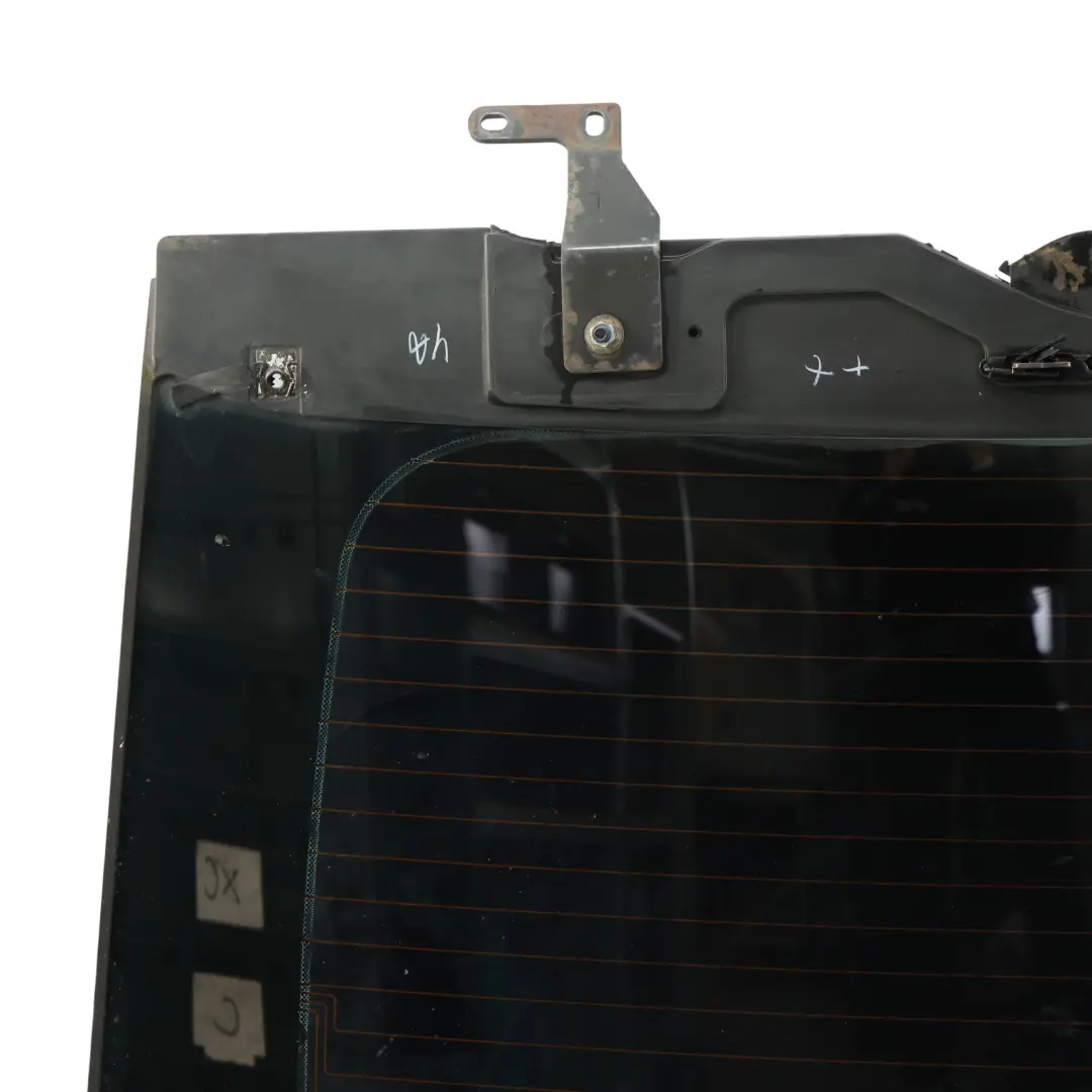 Window Glass Glazing AS3 Santorini Black - 820 to Range Rover L320 Rear with Part number LR015123 Range Rover L320 Rear Window Glass Glazing AS3 Santorini Black - 820 - SKU LR015123-SAB - Part number LR015123