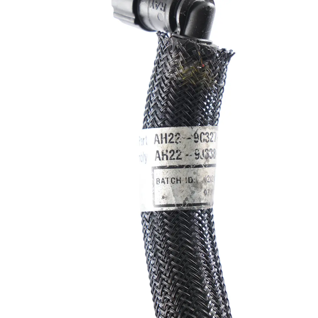 Przewód Paliwa Powrotny Rura do Range Rover Discovery 4 L319 o numerze AH22-9J338-AB Range Rover Discovery 4 L319 Przewód Paliwa Powrotny Rura - SKU LR015416-1 - Numer Części AH22-9J338-AB