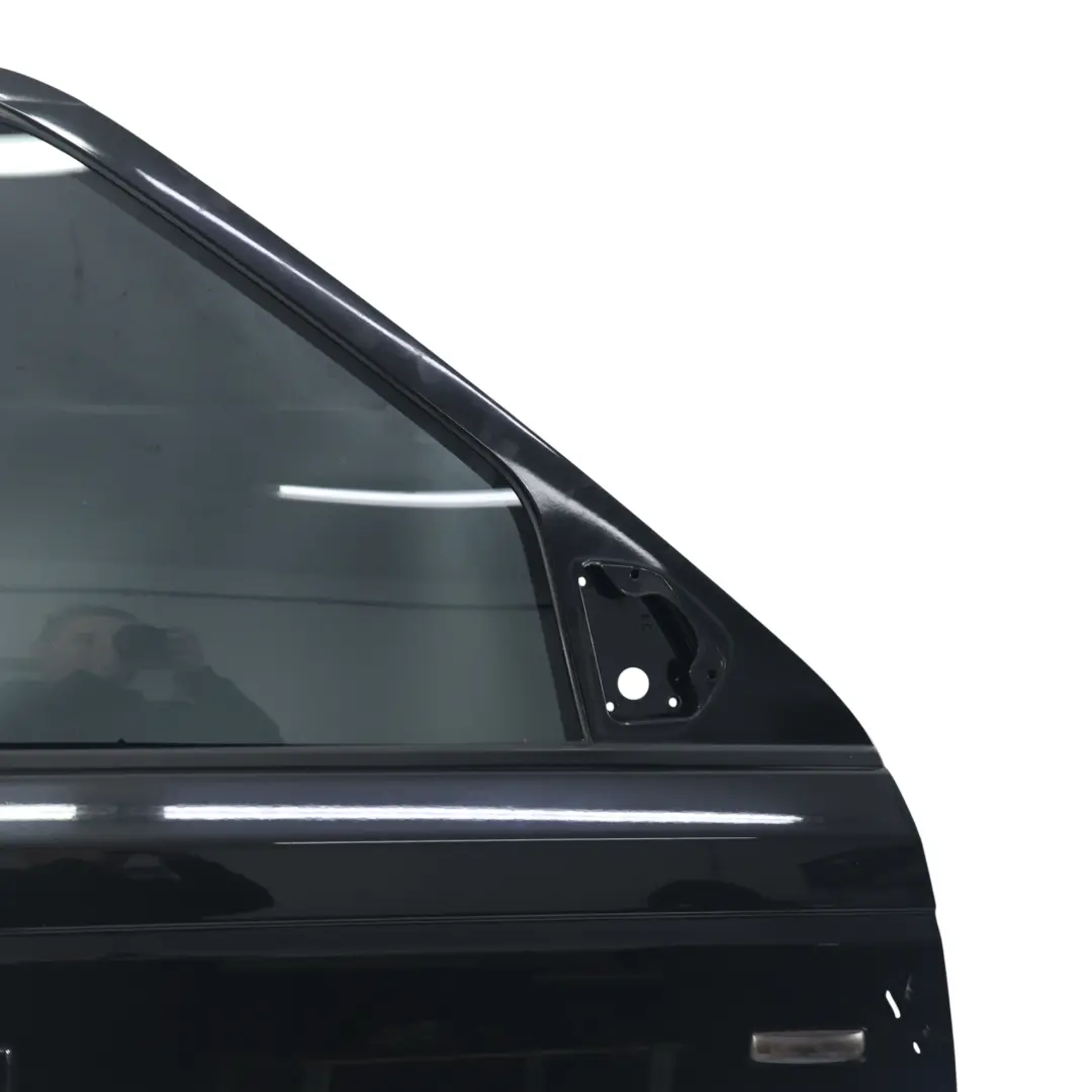 Range Rover Sport L320 Drzwi Przednie Prawe Santorini Black Czarny - 820 - SKU LR016464-SAB - Numer Części LR016464