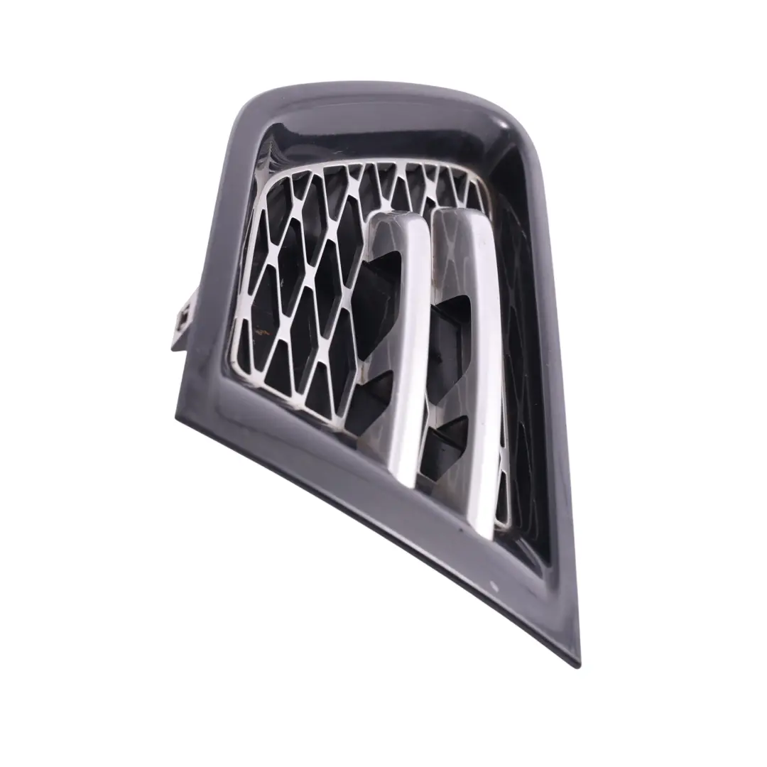 Grille Aile Avant Gauche Panneau Évent AH32-16A415-AAW pour Range Rover Sport L320 à propos du numéro de pièce LR019749 Range Rover Sport L320 Grille Aile Avant Gauche Panneau Évent AH32-16A415-AAW - SKU LR019749 - Numéro de pièce LR019749