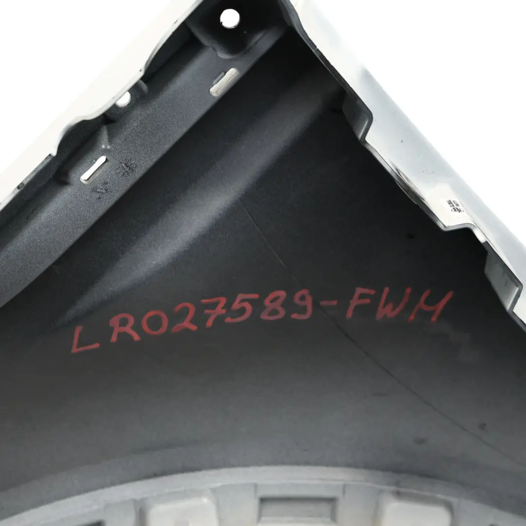 Parafango Pannello Laterale Destro Bianco Fuji 867 per Range Rover Evoque L538 con numero di parte LR027589 Range Rover Evoque L538 Parafango Pannello Laterale Destro Bianco Fuji 867 - SKU LR027589-FWH - Numero di parte LR027589