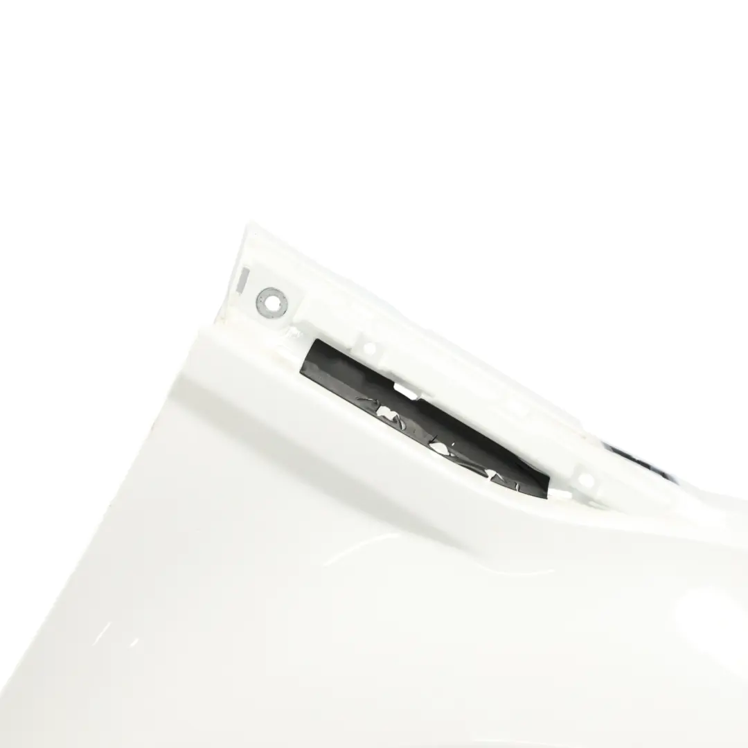 Wing Fender Side Panel Right O/S Fuji White - 867 to Range Rover Evoque L538 with Part number LR027589 Range Rover Evoque L538 Wing Fender Side Panel Right O/S Fuji White - 867 - SKU LR027589-FWH - Part number LR027589