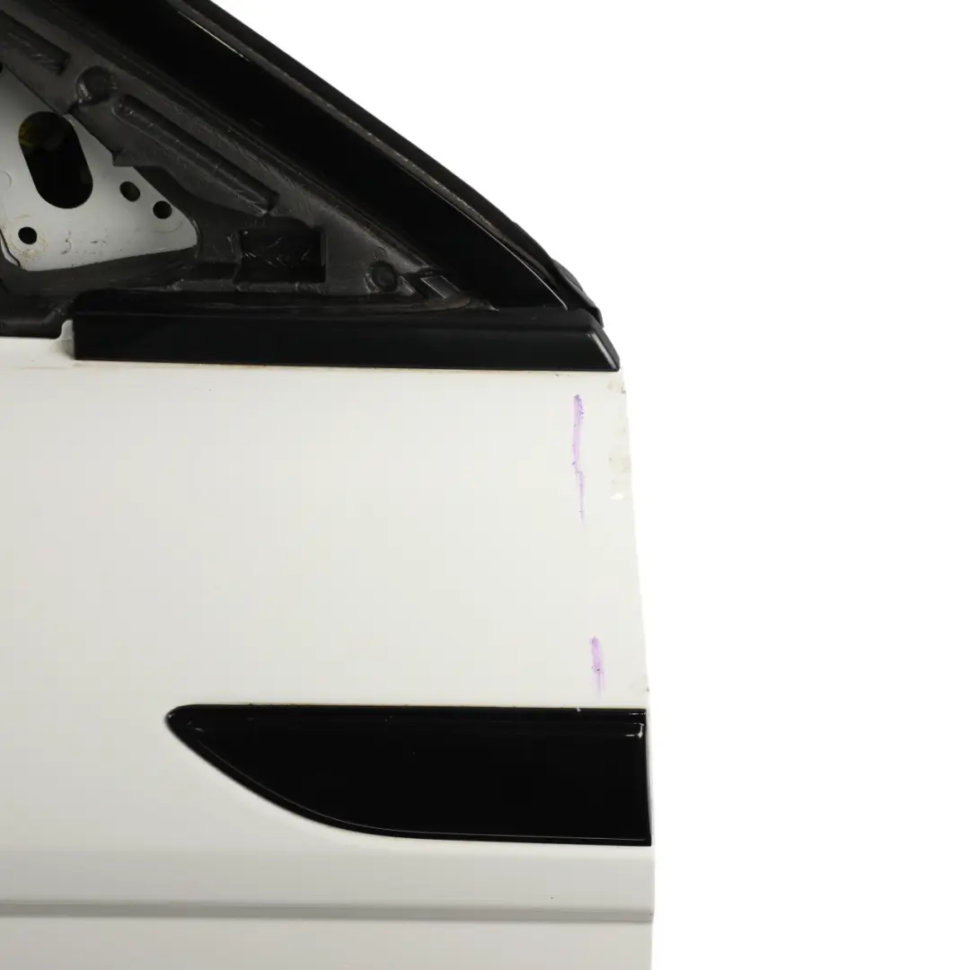 Front Door Right O/S Fuji White - 867 to Range Rover Evoque L538 with Part number LR028552 Range Rover Evoque L538 Front Door Right O/S Fuji White - 867 - SKU LR028552-FWH - Part number LR028552