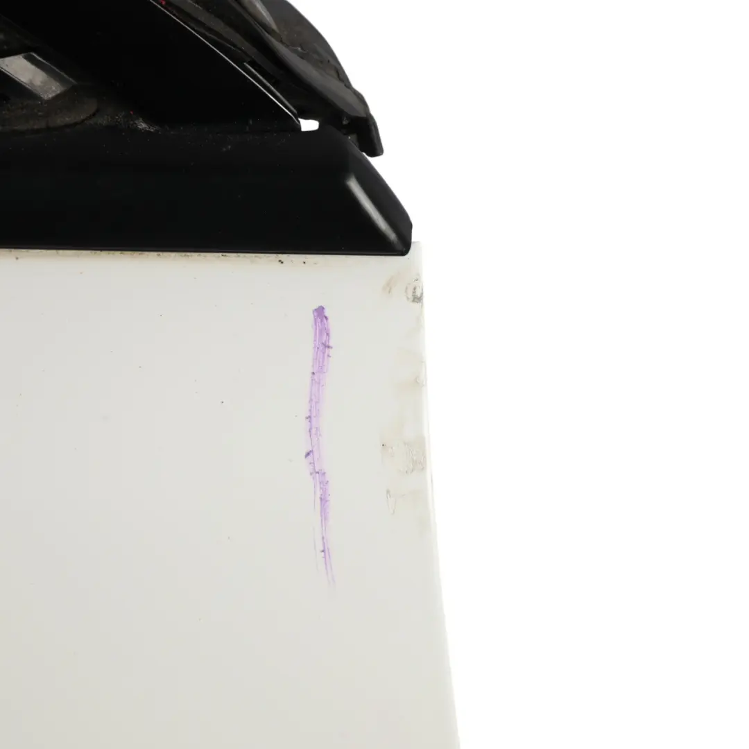 Front Door Right O/S Fuji White - 867 to Range Rover Evoque L538 with Part number LR028552 Range Rover Evoque L538 Front Door Right O/S Fuji White - 867 - SKU LR028552-FWH - Part number LR028552