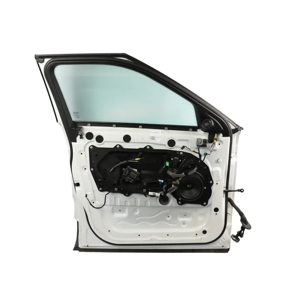 Door Front Left N/S Fuji White - 867 to Range Rover Evoque L538 with Part number LR028553 Range Rover Evoque L538 Door Front Left N/S Fuji White - 867 - SKU LR028553-FWH - Part number LR028553
