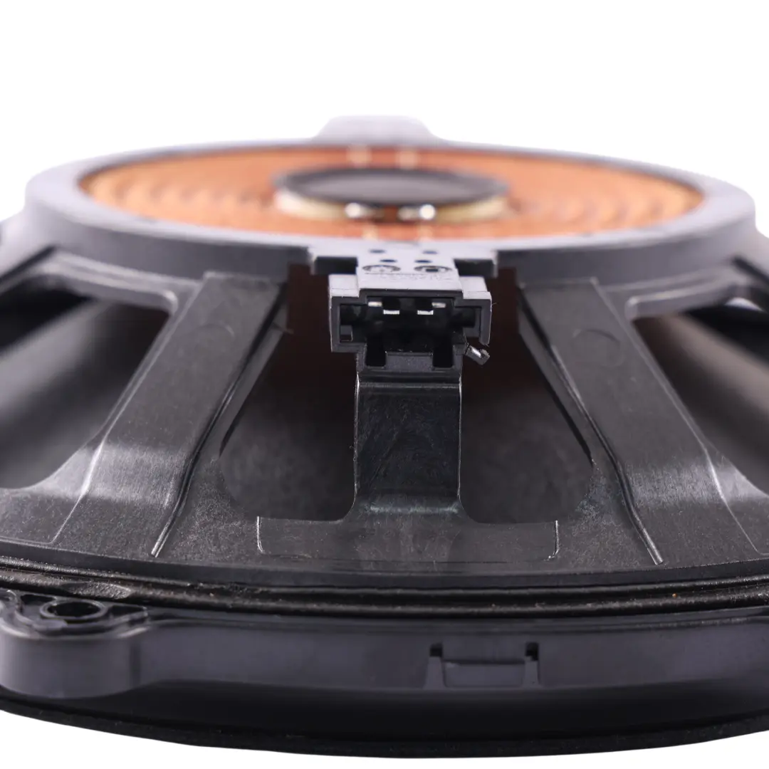 Harman Kardon Tailgate Subwoofer Speaker Unit BH2218808CA to Range Rover Sport L320 with Part number LR029722 Range Rover Sport L320 Harman Kardon Tailgate Subwoofer Speaker Unit BH2218808CA - SKU LR029722-1 - Part number LR029722