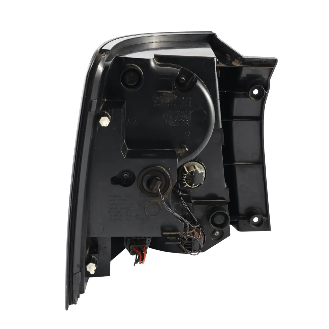 Fanale Posteriore Destro LED CH32-13404-AD per Land Rover Range Rover Sport L320 con numero di parte LR030220 Land Rover Range Rover Sport L320 Fanale Posteriore Destro LED CH32-13404-AD - SKU LR030220 - Numero di parte LR030220
