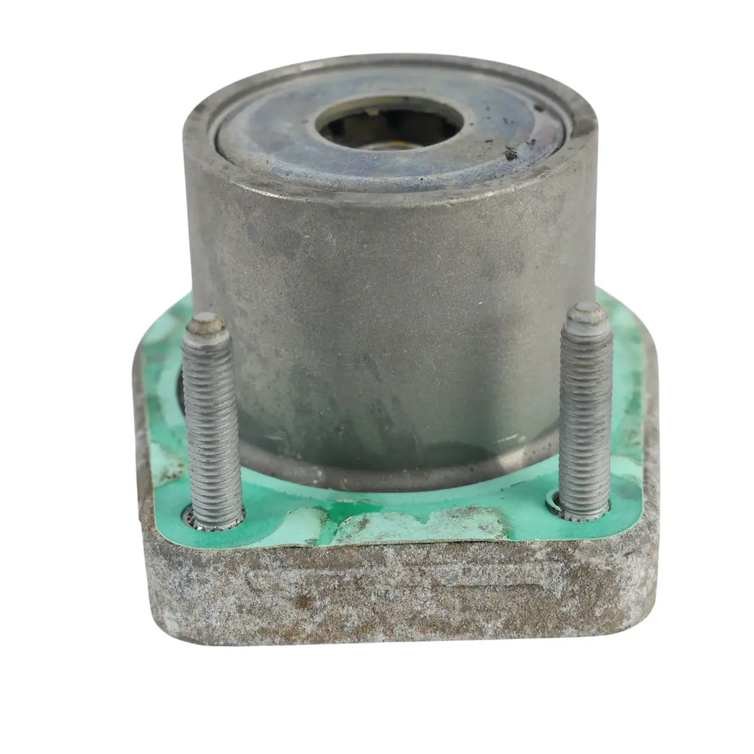 Mocowanie Amortyzatora Tył LR03 do Land Rover Discovery L462 Range Rover Sport o numerze LR034244 Land Rover Discovery L462 Range Rover Sport Mocowanie Amortyzatora Tył LR03 - SKU LR034244 - Numer Części LR034244