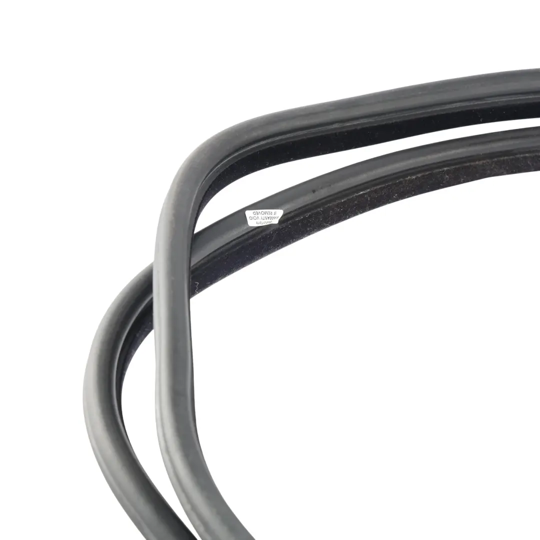 Türdichtung Gummi Vorne Links Rechts für Range Rover L320 mit Teilenummer LR037337 Range Rover L320 Türdichtung Gummi Vorne Links Rechts - SKU LR037337 - Teilenummer LR037337