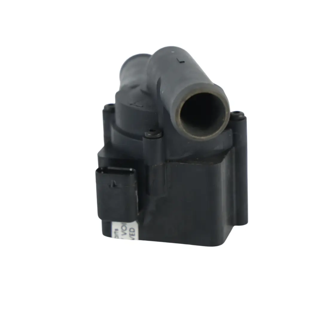 Water Pump Auxiliary to Land Rover Range Rover L405 Evoque L551 with Part number LR039070 Land Rover Range Rover L405 Evoque L551 Water Pump Auxiliary - SKU LR039070 - Part number LR039070