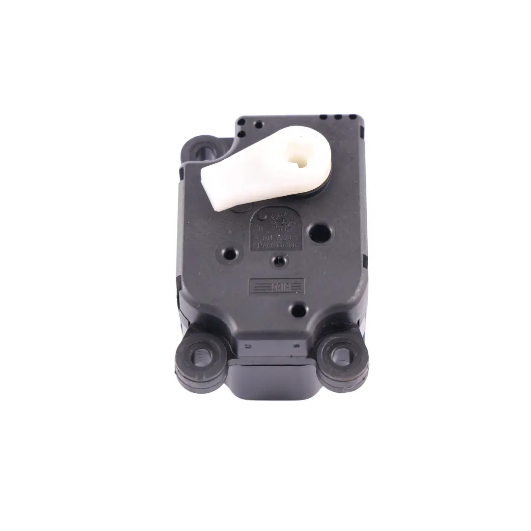 Innenraum Heizklappe Stellmotor MF113930-1070A für Land Rover Discovery 4 L319 mit Teilenummer LR041272 Land Rover Discovery 4 L319 Innenraum Heizklappe Stellmotor MF113930-1070A - SKU LR041272 - Teilenummer LR041272