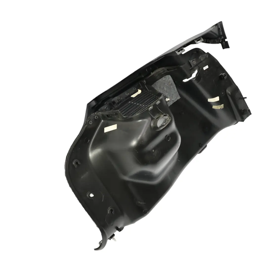 Moldura Lateral Maletero Derecha BJ32-45430-ET para Range Rover Evoque L538 con número de pieza LR041472 Range Rover Evoque L538 Moldura Lateral Maletero Derecha BJ32-45430-ET - SKU LR041472 - Número de pieza LR041472