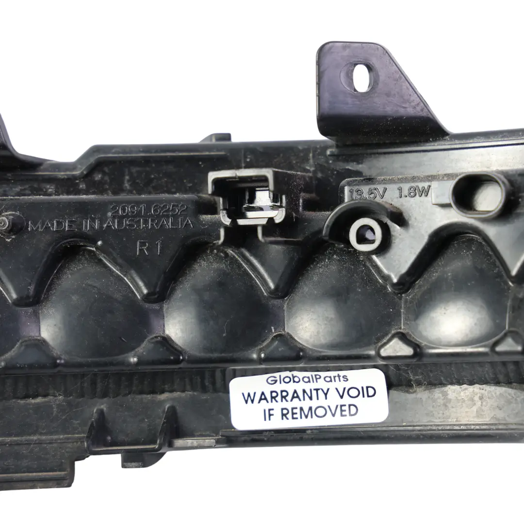 Clignotant Rétroviseur Droit EJ3213B381AA pour Land Rover Discovery L550 L538 à propos du numéro de pièce LR048351 Land Rover Discovery L550 L538 Clignotant Rétroviseur Droit EJ3213B381AA - SKU LR048351 - Numéro de pièce LR048351