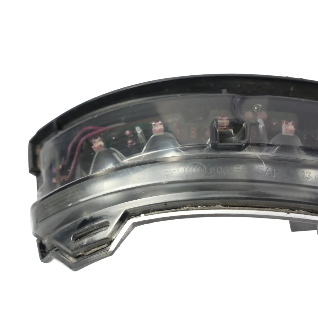 Freccia Specchietto Destro EJ3213B381AA per Land Rover Discovery L550 L538 con numero di parte LR048351 Land Rover Discovery L550 L538 Freccia Specchietto Destro EJ3213B381AA - SKU LR048351 - Numero di parte LR048351