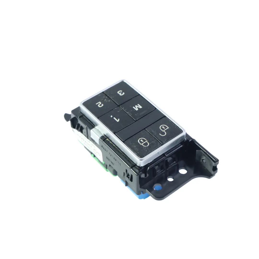 Memory Door Lock Switch Front Left N/S CPLA-14776-AC to Range Rover L494 Seat with Part number LR051016 Range Rover L494 Seat Memory Door Lock Switch Front Left N/S CPLA-14776-AC - SKU LR051016 - Part number LR051016