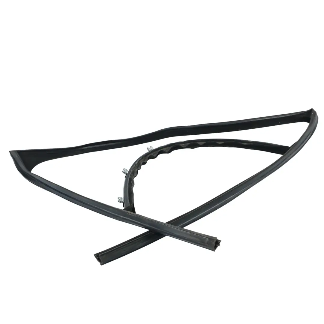 Joint Vitre Porte Avant Droite DK62-21596-A pour Range Rover Sport L494 à propos du numéro de pièce LR056335 Range Rover Sport L494 Joint Vitre Porte Avant Droite DK62-21596-A - SKU LR056335 - Numéro de pièce LR056335