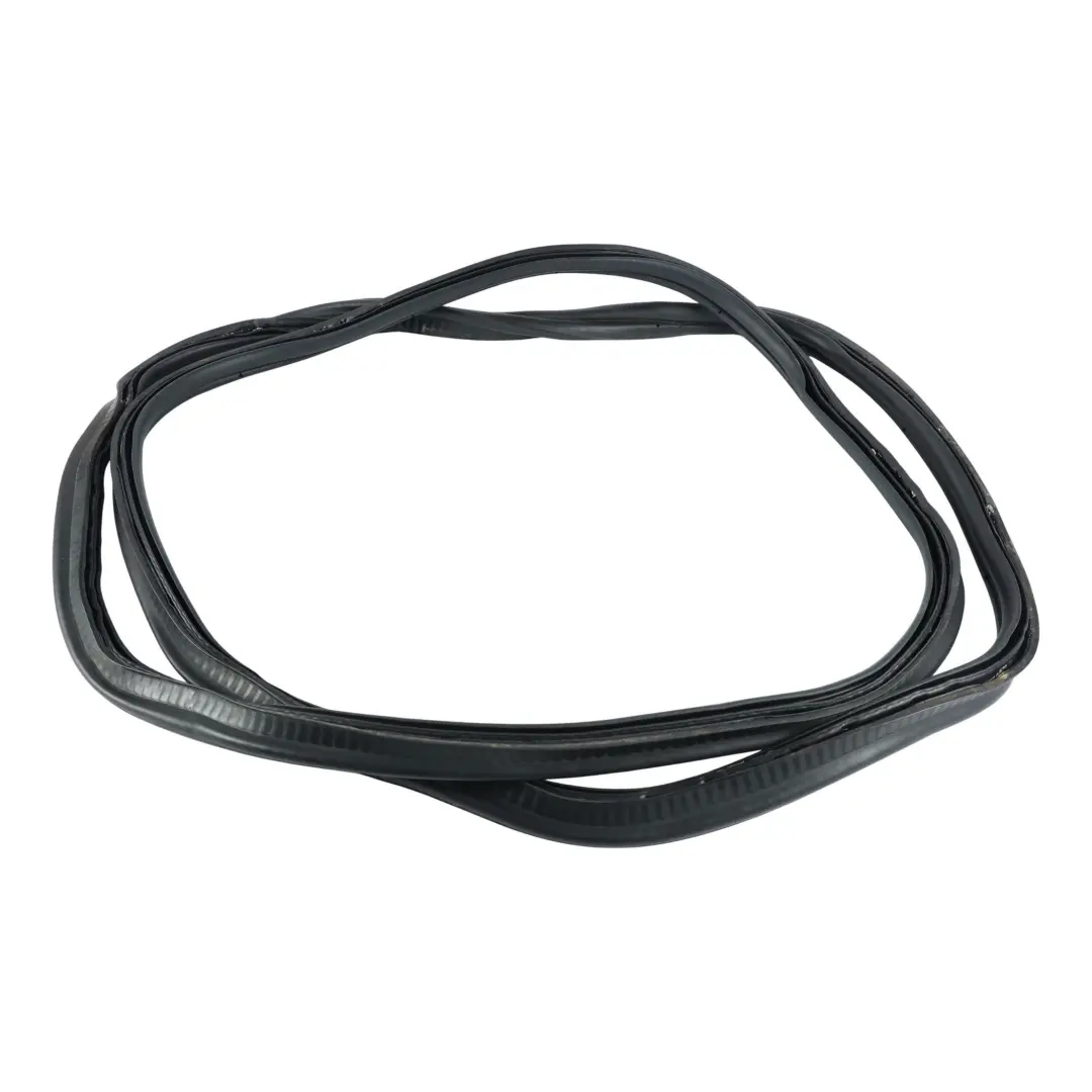 Uszczelka Guma Klapy Bagażnika DK62-43712-BD do Range Rover Sport L494 o numerze LR061643 Range Rover Sport L494 Uszczelka Guma Klapy Bagażnika DK62-43712-BD - SKU LR061643 - Numer Części LR061643