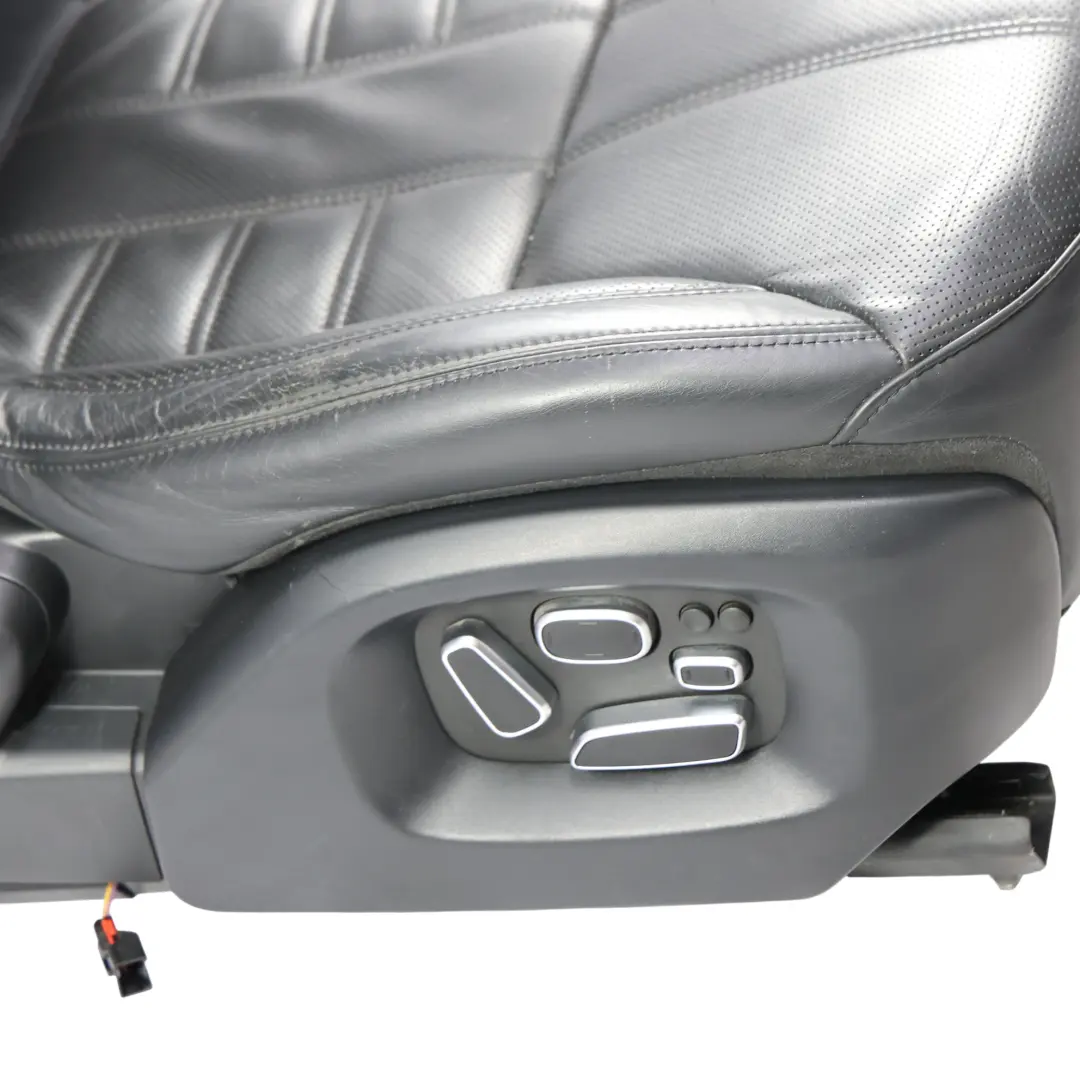 Front Seat Electric Heated Right O/S Black Leather Perforated to Range Rover L494 with Part number LR067658 Range Rover L494 Front Seat Electric Heated Right O/S Black Leather Perforated - SKU LR067658 - Part number LR067658