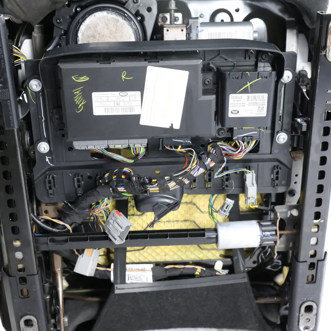 Range Rover L494 Siège Avant Électrique Chauffant Droit Cuir Noir Perforé - SKU LR067658 - Numéro de pièce LR067658
