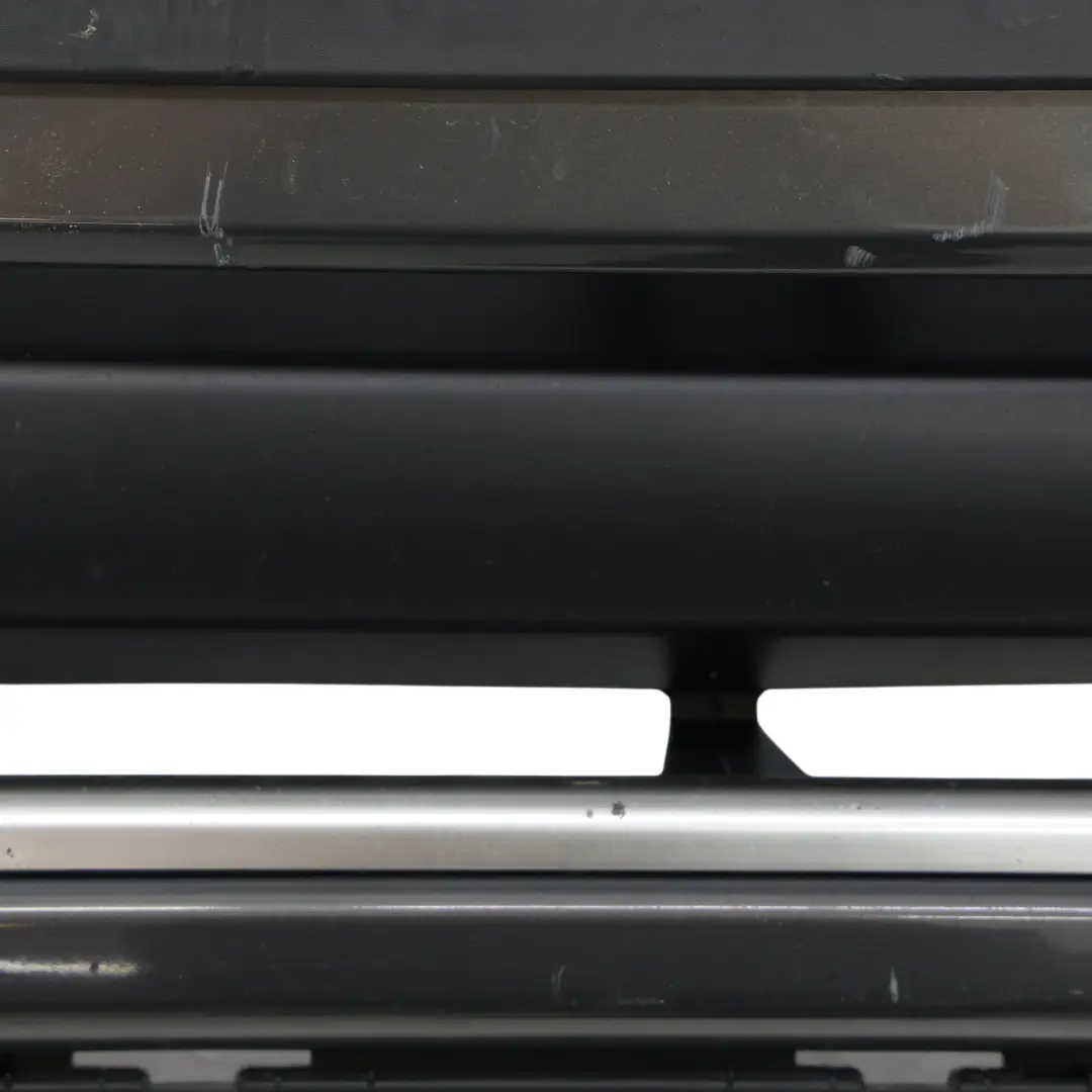 Front Bumper Trim Panel Covering Tempest Grey - 902 to Range Rover L405 with Part number LR071952 Range Rover L405 Front Bumper Trim Panel Covering Tempest Grey - 902 - SKU LR071952-TPG - Part number LR071952