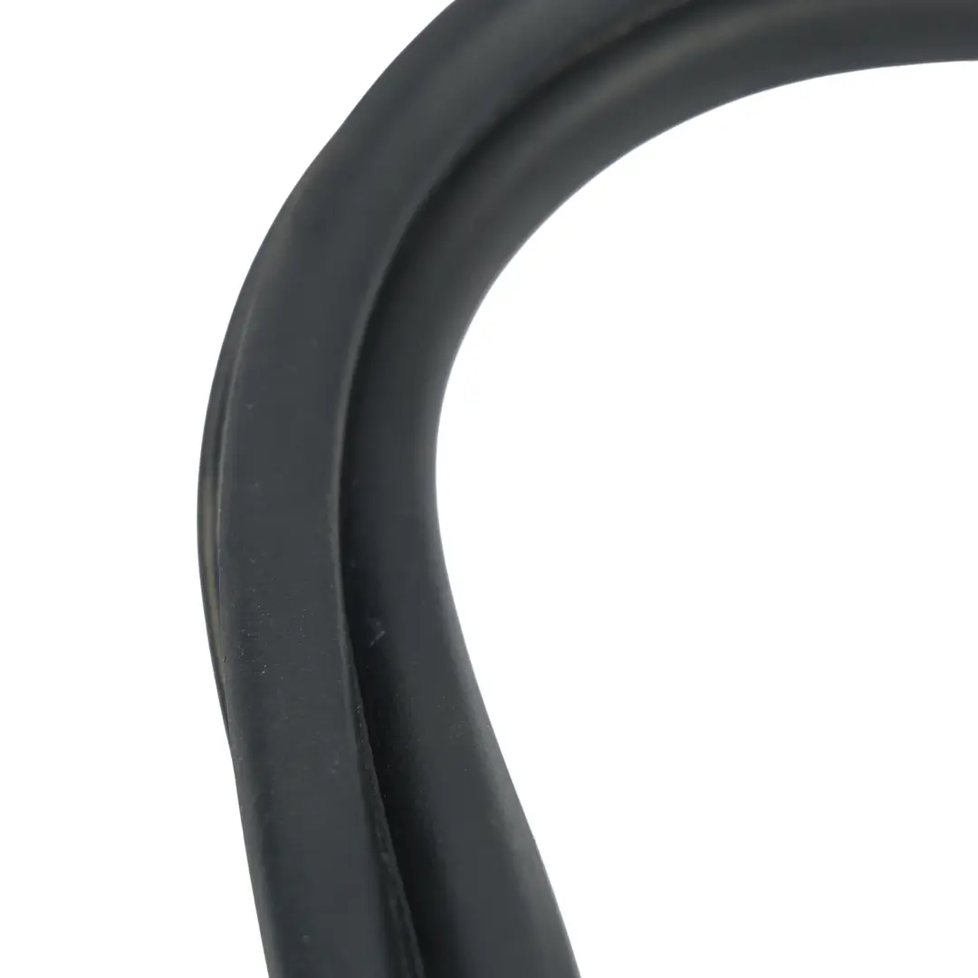 Land Rover Discovery L550 Joint Hayon Coffre Étanchéité FK72-41608-A - SKU LR079670 - Numéro de pièce LR079670