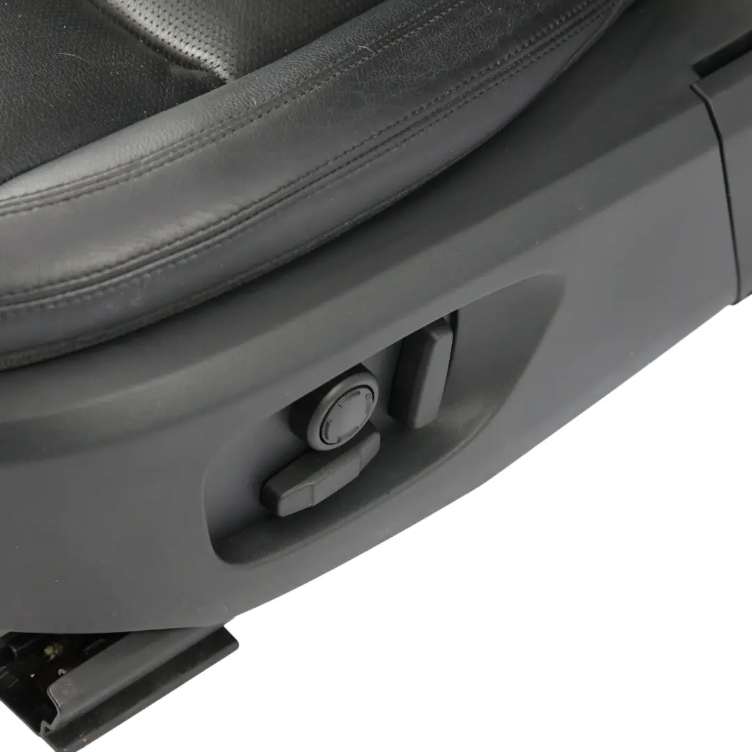 Land Rover Discovery L550 Vordersitz Beheizt Elektrisch Links Schwarz Leder - SKU LR106615-1 - Teilenummer LR106615
