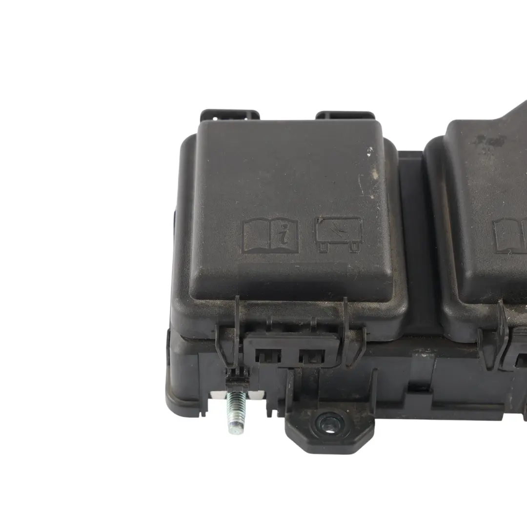 Caja Fusibles Módulo K8D2-14A073-AD para Land Rover Discovery Sport L550 Evoque L551 con número de pieza LR137654 Land Rover Discovery Sport L550 Evoque L551 Caja Fusibles Módulo K8D2-14A073-AD - SKU LR137654 - Número de pieza LR137654
