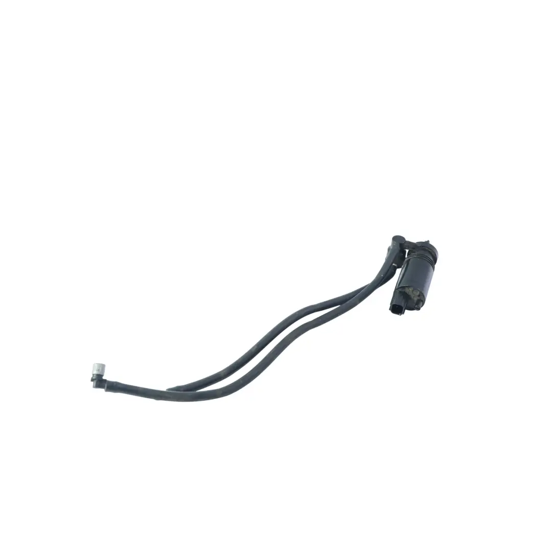 Pompa Spryskiwacza Szyby Przedniej LK72-17K624-AA do Land Rover Discovery L550 o numerze LR190080 Land Rover Discovery L550 Pompa Spryskiwacza Szyby Przedniej LK72-17K624-AA - SKU LR190080 - Numer Części LR190080