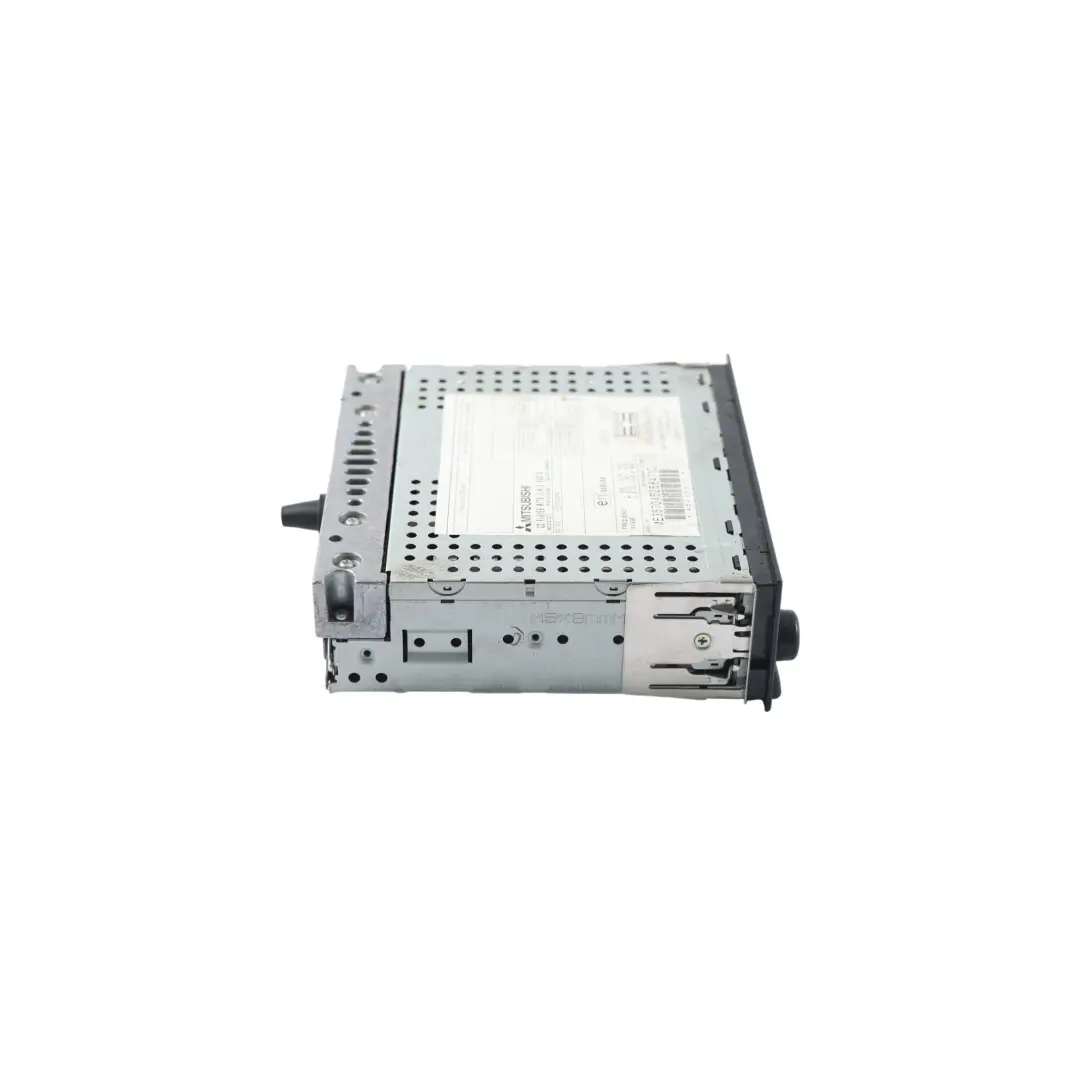 Radio Odtwarzacz CD Jednostka Multimedialna do Mitsubishi Shogun o numerze MZ312720 Mitsubishi Shogun Radio Odtwarzacz CD Jednostka Multimedialna - SKU MZ312720 - Numer Części MZ312720