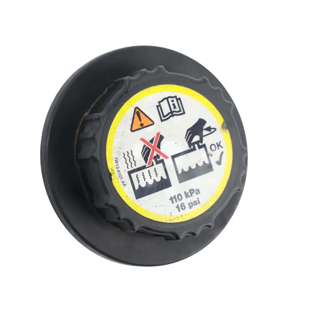Coolant Expansion Reservoir Tank Cap to Land Rover Range Rover L322 with Part number PCD500030 Land Rover Range Rover L322 Coolant Expansion Reservoir Tank Cap - SKU PCD500030 - Part number PCD500030