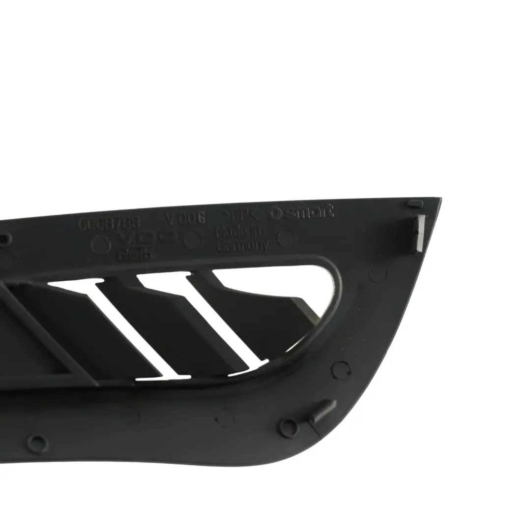 W452 Pannello Presa Aria Parabrezza Grigio Saturno Dx per Smart con numero di parte Q0008788V006C96A00 Smart W452 Pannello Presa Aria Parabrezza Grigio Saturno Dx - SKU Q0008788V006C96A00 - Numero di parte Q0008788V006C96A00