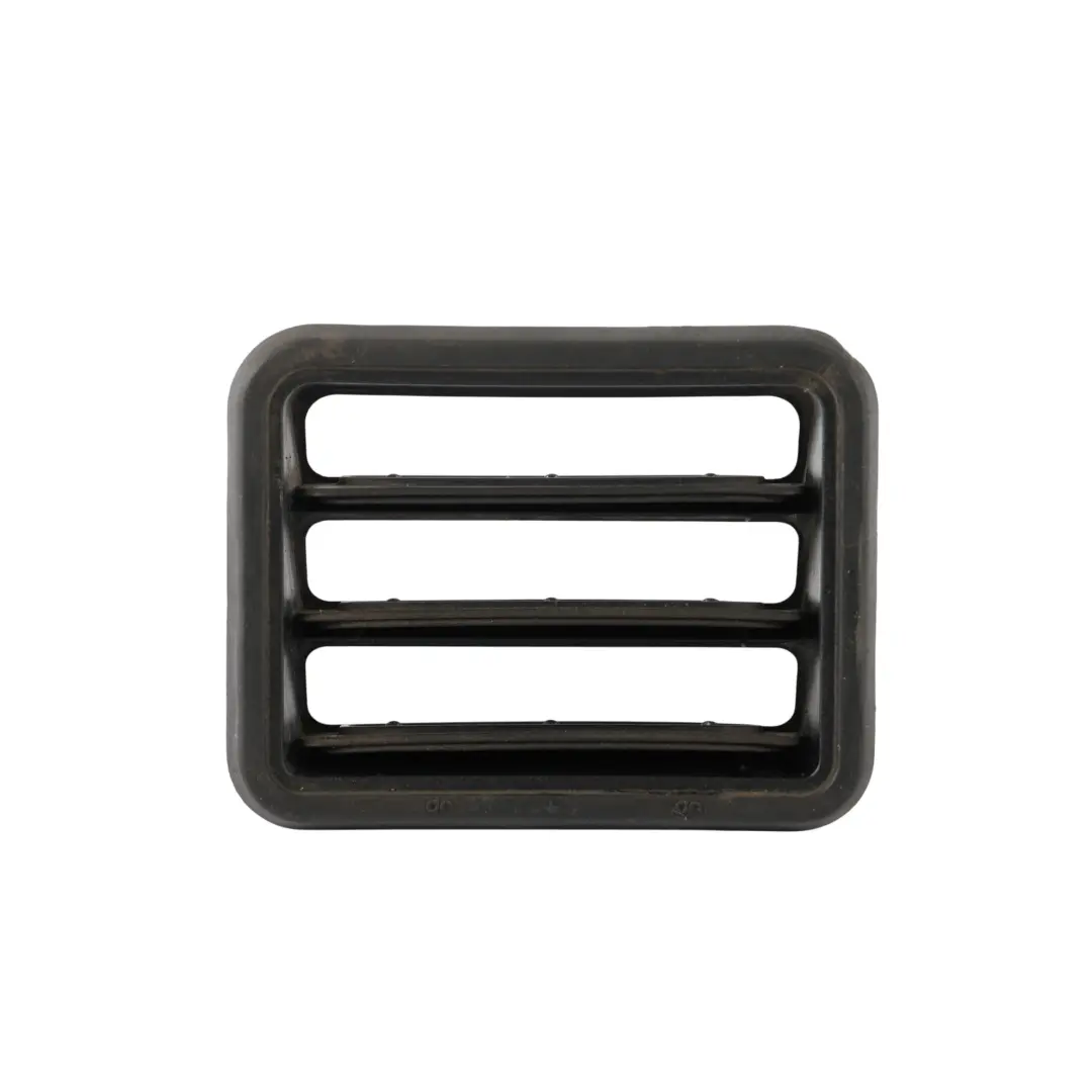 W452 Rejilla Ventilación Panel Trasero para Smart Roadster con número de pieza Q0008814V004000000 Smart Roadster W452 Rejilla Ventilación Panel Trasero - SKU Q0008814V004000000 - Número de pieza Q0008814V004000000