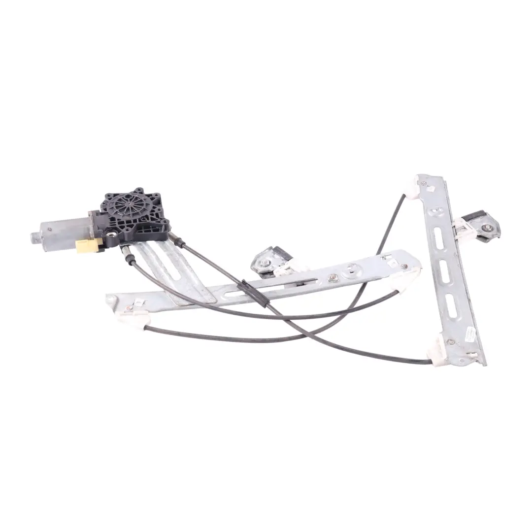 W452 Window Regulator Motor Winder Right O/S to Smart Roadster with Part number Q0009703V007000000 Smart Roadster W452 Window Regulator Motor Winder Right O/S - SKU Q0009703V007000000 - Part number Q0009703V007000000