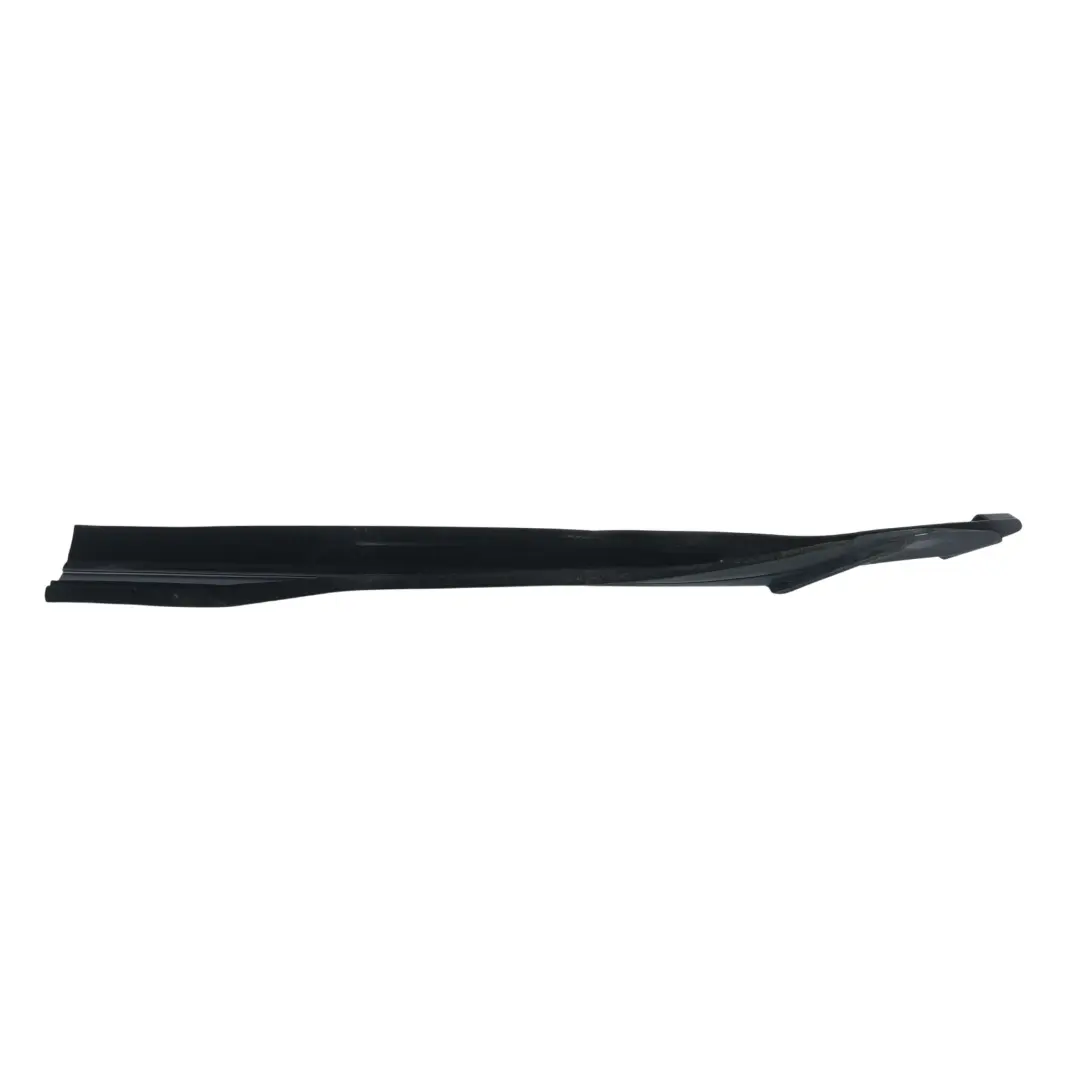 W452 Front Door Window Rubber Seal Left N/S to Smart Roadster with Part number Q0009789V008000000 Smart Roadster W452 Front Door Window Rubber Seal Left N/S - SKU Q0009789V008000000 - Part number Q0009789V008000000