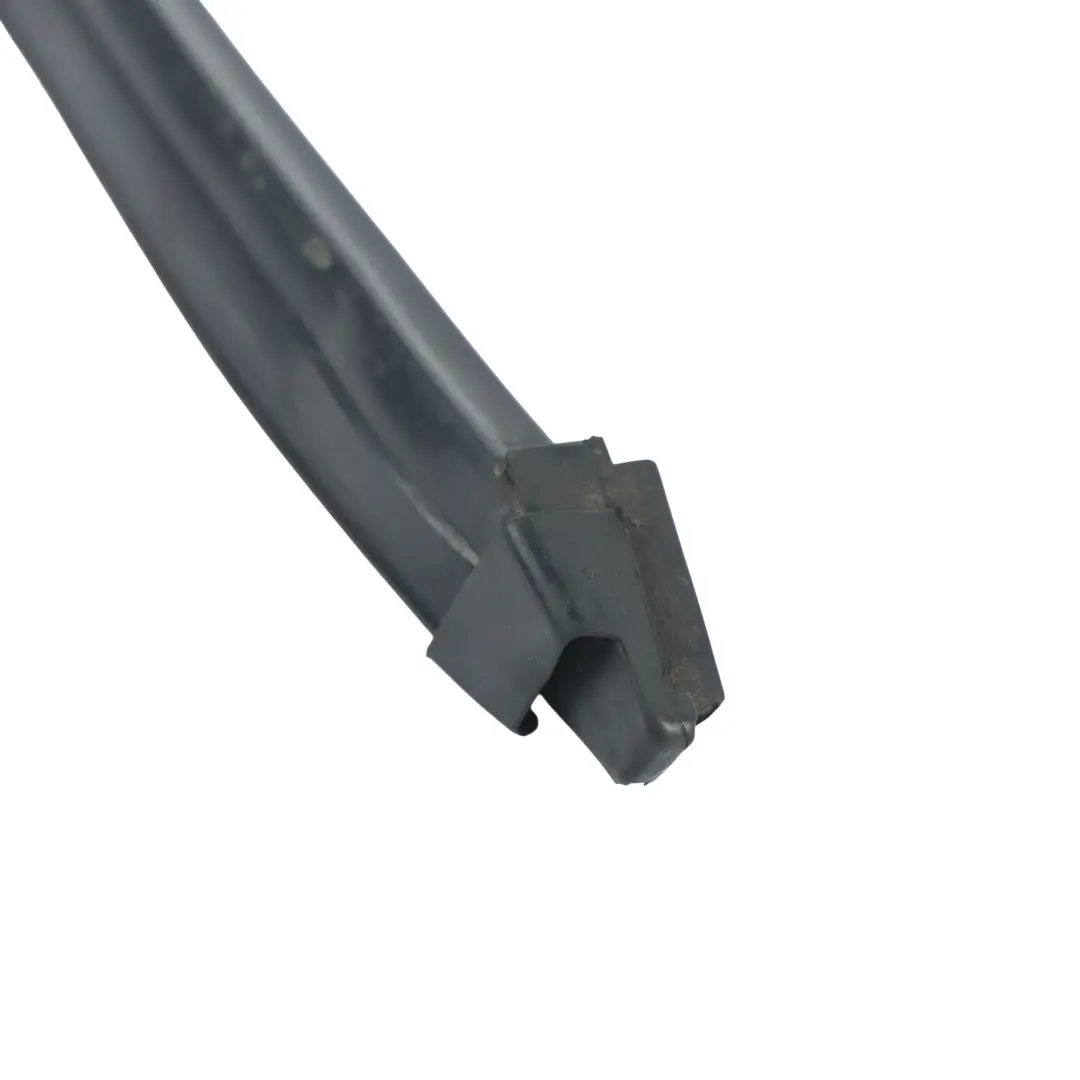 W452 Guarnizione Guida Vetro Posteriore Sinistra Q0009790V0070000 per Smart Roadster con numero di parte Q0009790V007000000 Smart Roadster W452 Guarnizione Guida Vetro Posteriore Sinistra Q0009790V0070000 - SKU Q0009790V007000000 - Numero di parte Q0009790V007000000