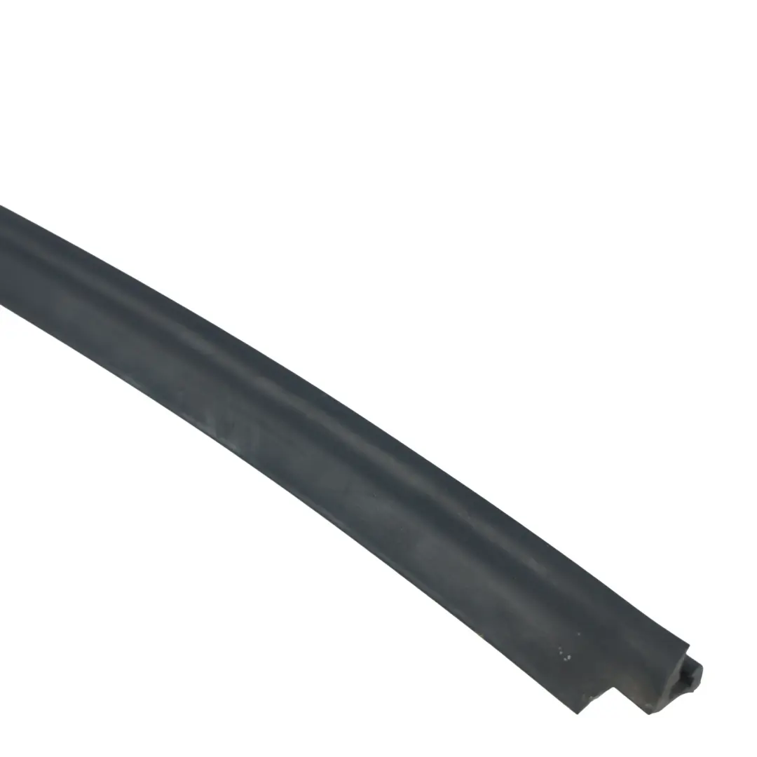 Front Door Window Rubber Seal Outer Left N/S to Smart Roadster with Part number Q0009791V004000000 Smart Roadster Front Door Window Rubber Seal Outer Left N/S - SKU Q0009791V004000000 - Part number Q0009791V004000000