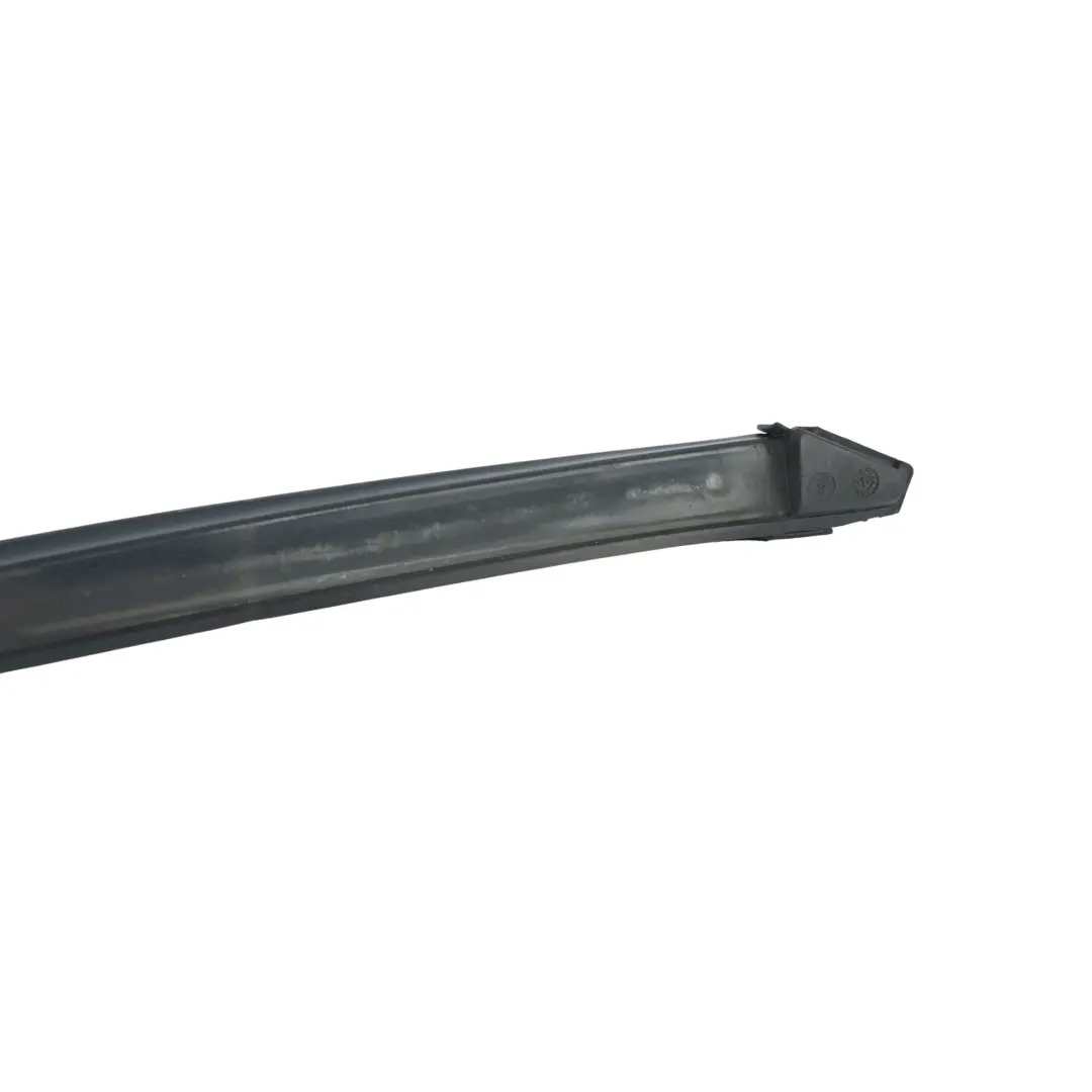 W452 Joint Guide Vitre Arrière Gauche pour Smart Roadster à propos du numéro de pièce Q0011235V007000000 Smart Roadster W452 Joint Guide Vitre Arrière Gauche - SKU Q0011235V007000000 - Numéro de pièce Q0011235V007000000
