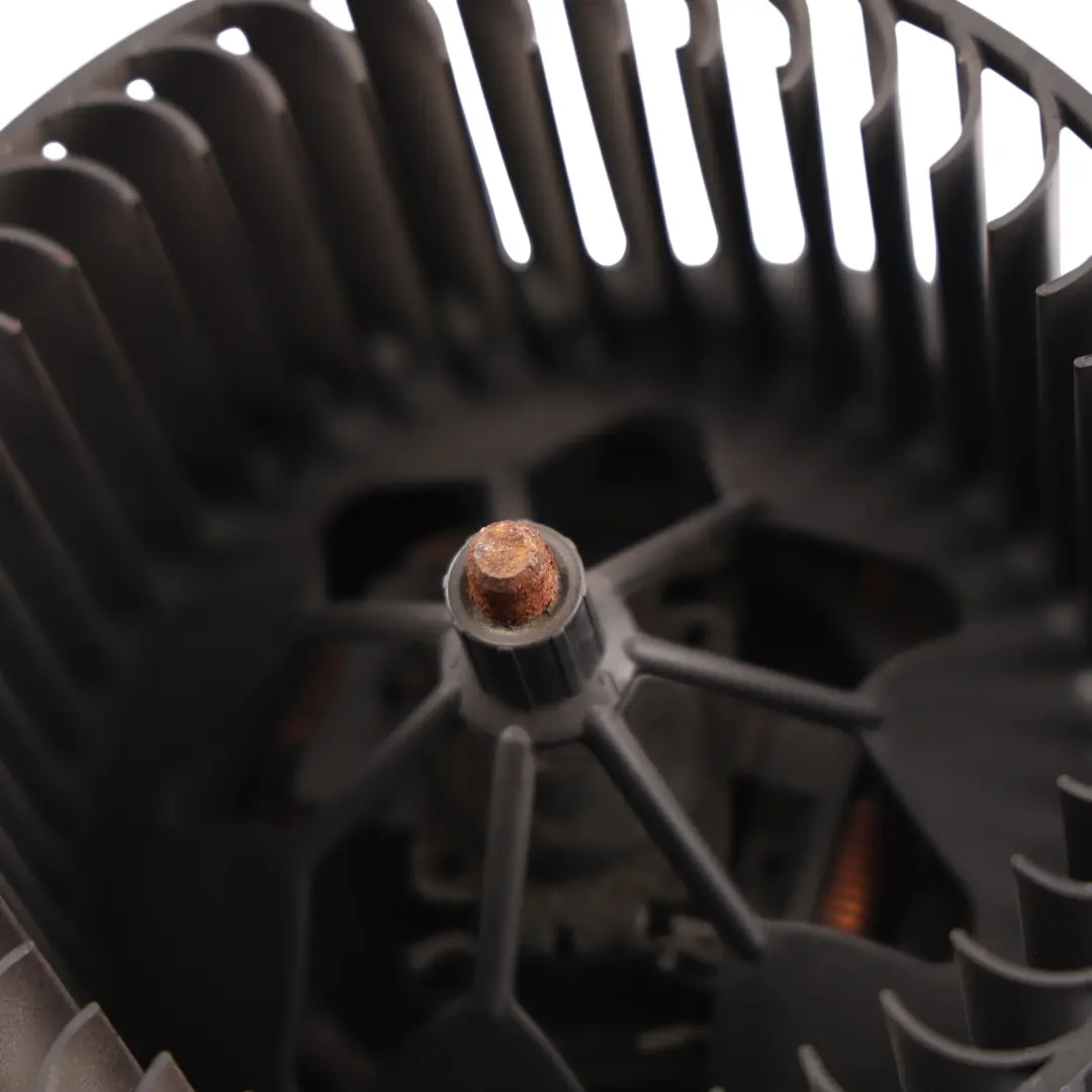 Mk6 Touran Mk1 Heater Blower Motor Fan Unit to Audi A3 8P Volkswagen Golf with Part number 1K2819015 Audi A3 8P Volkswagen Golf Mk6 Touran Mk1 Heater Blower Motor Fan Unit - SKU RHD-1K2819015 - Part number 1K2819015