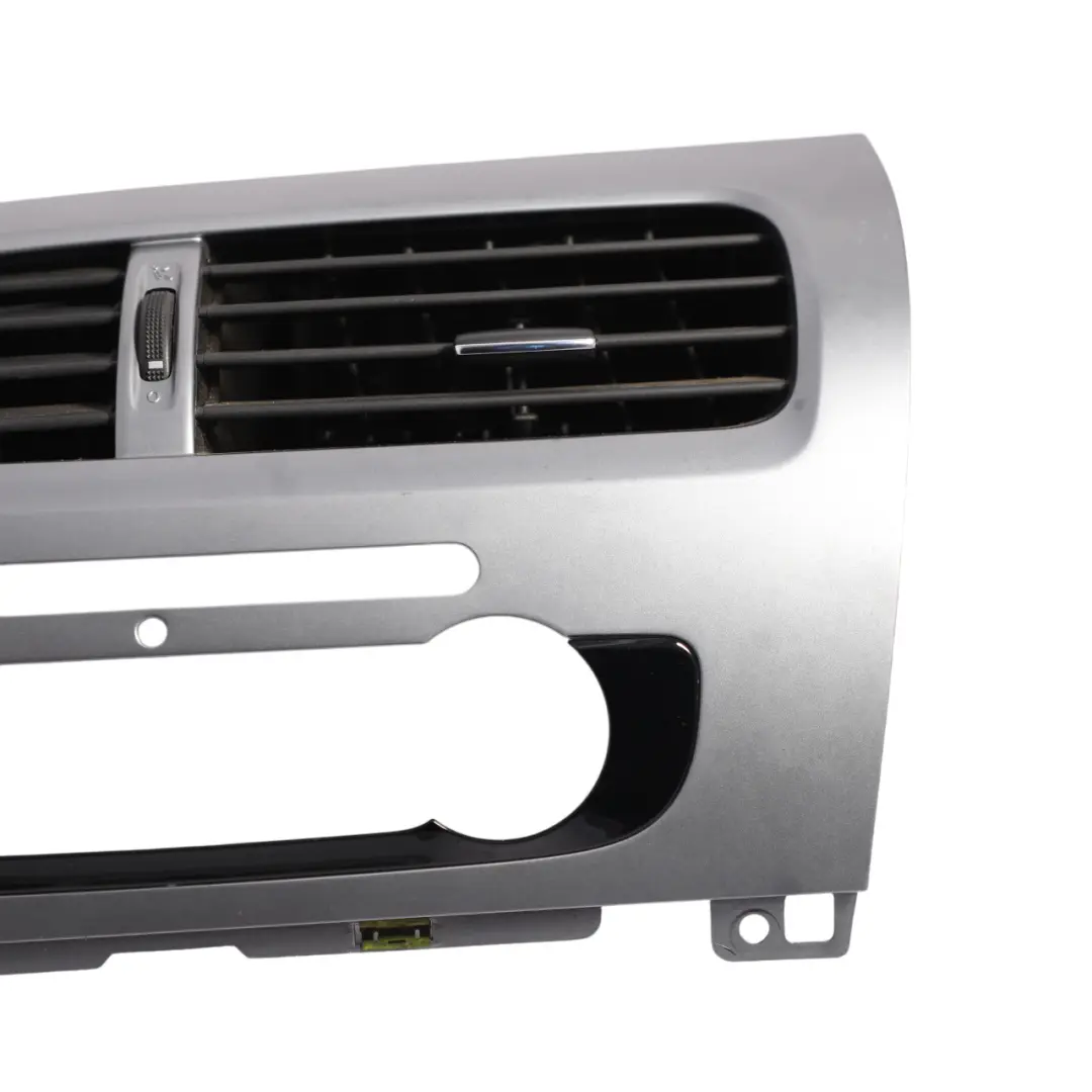 Mk2 Central Dashboard Heater Panel Trim Vent Surround to Seat Leon with Part number 1P2857060B Seat Leon Mk2 Central Dashboard Heater Panel Trim Vent Surround - SKU RHD-1P2857060B-1 - Part number 1P2857060B