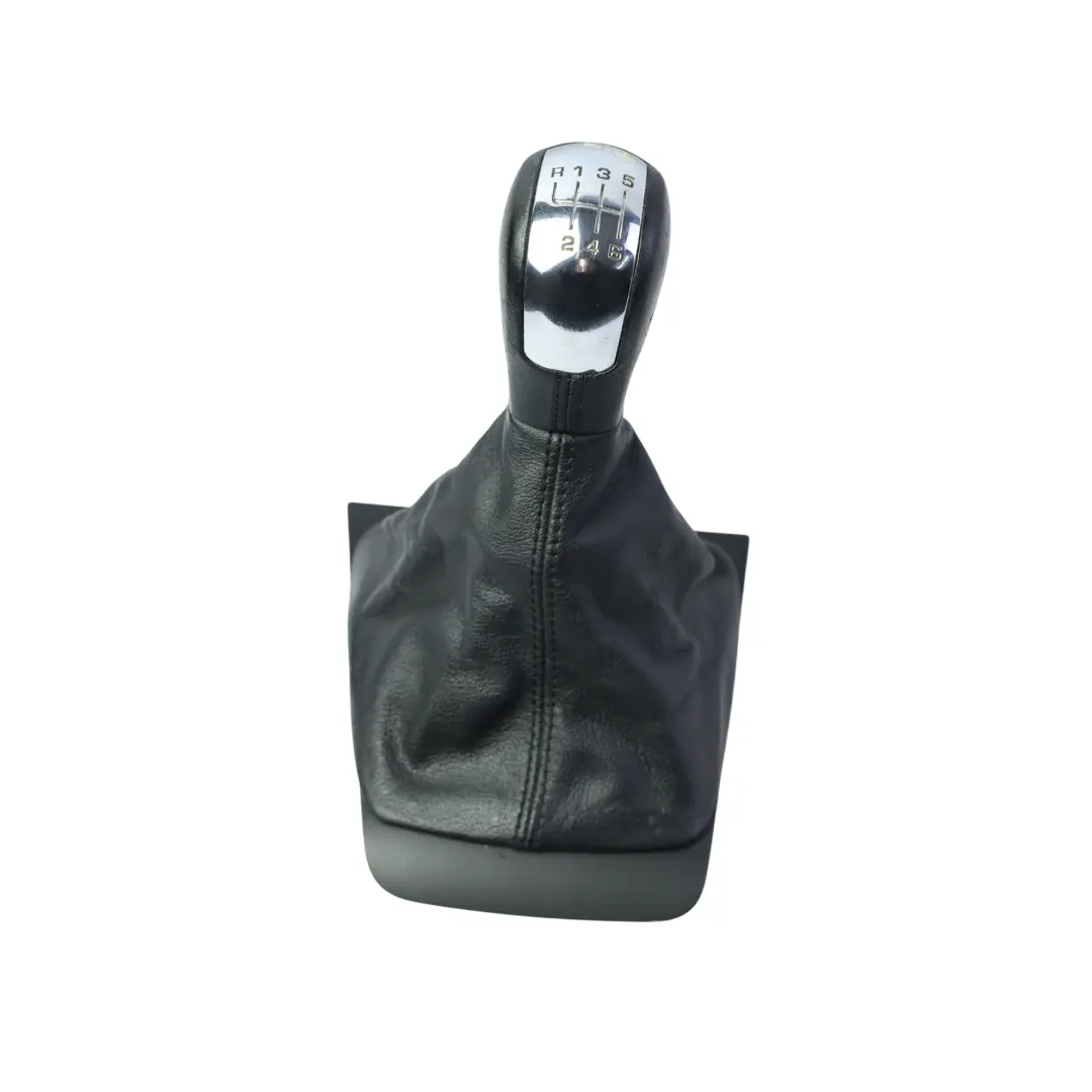 Mk2 1Z Levier Vitesses Mécanisme Garniture pour Skoda Octavia à propos du numéro de pièce 1Z2863212 Skoda Octavia Mk2 1Z Levier Vitesses Mécanisme Garniture - SKU RHD-1Z2863212 - Numéro de pièce 1Z2863212