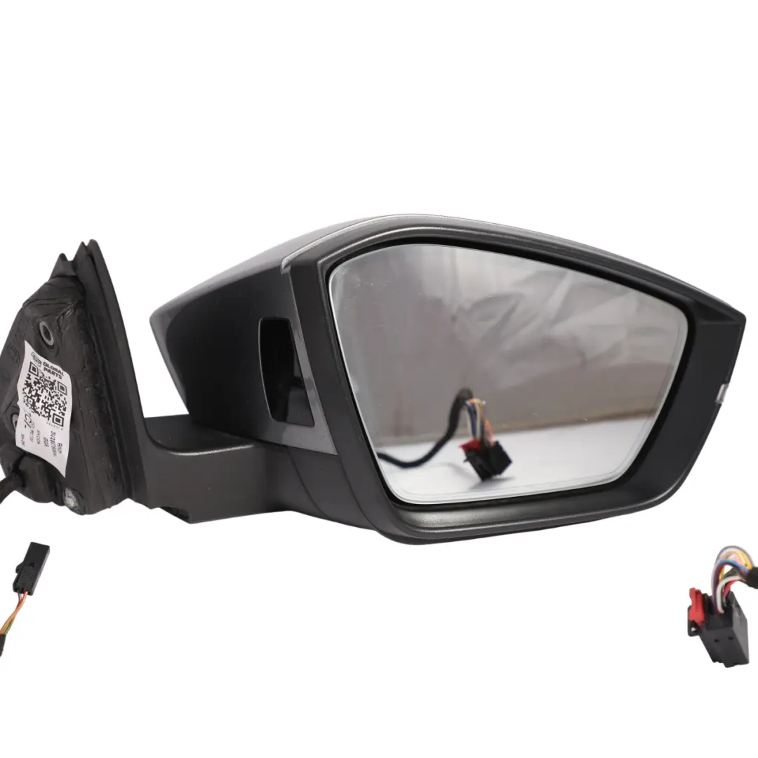 Skoda Superb Mk3 Door Wing Mirror Electric Right O/S Graphite Grey Metallic M7W - SKU RHD-3V2857508H-GGR - Part number 3V2857508H